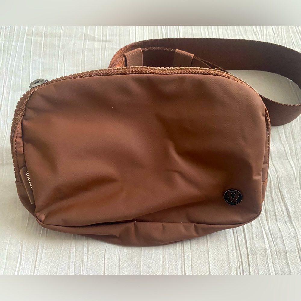 Lululemon Java belt bag 1L